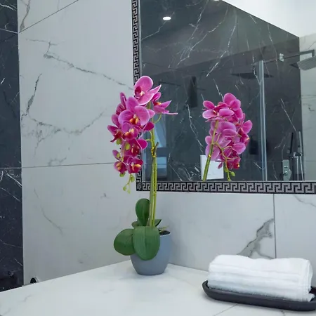 Marchese Maggiore Somma Lombardo