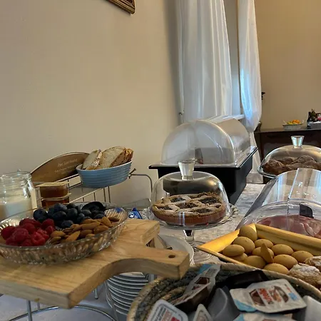 Marchese Maggiore לינה וארוחת בוקר סומה לומברדו